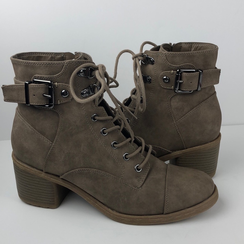 G by Guess Glassy Brown Heeled Ankle Boots 9